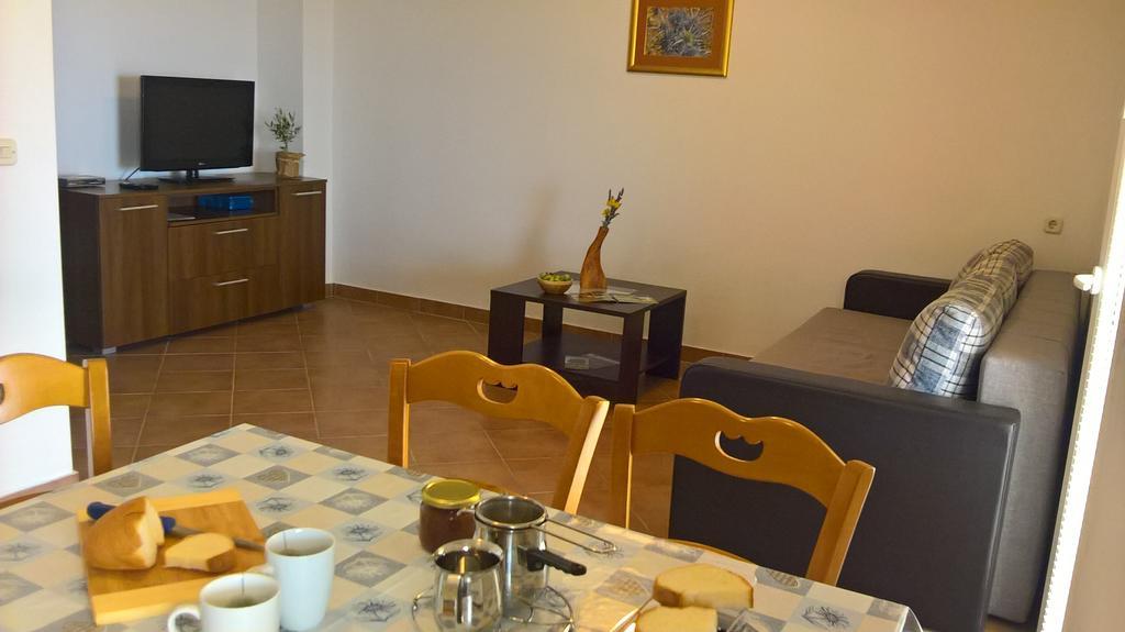 Apartments Krusvina Lun  Exterior foto